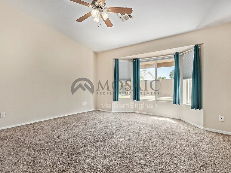 2135 E Brooks St — Photo 20