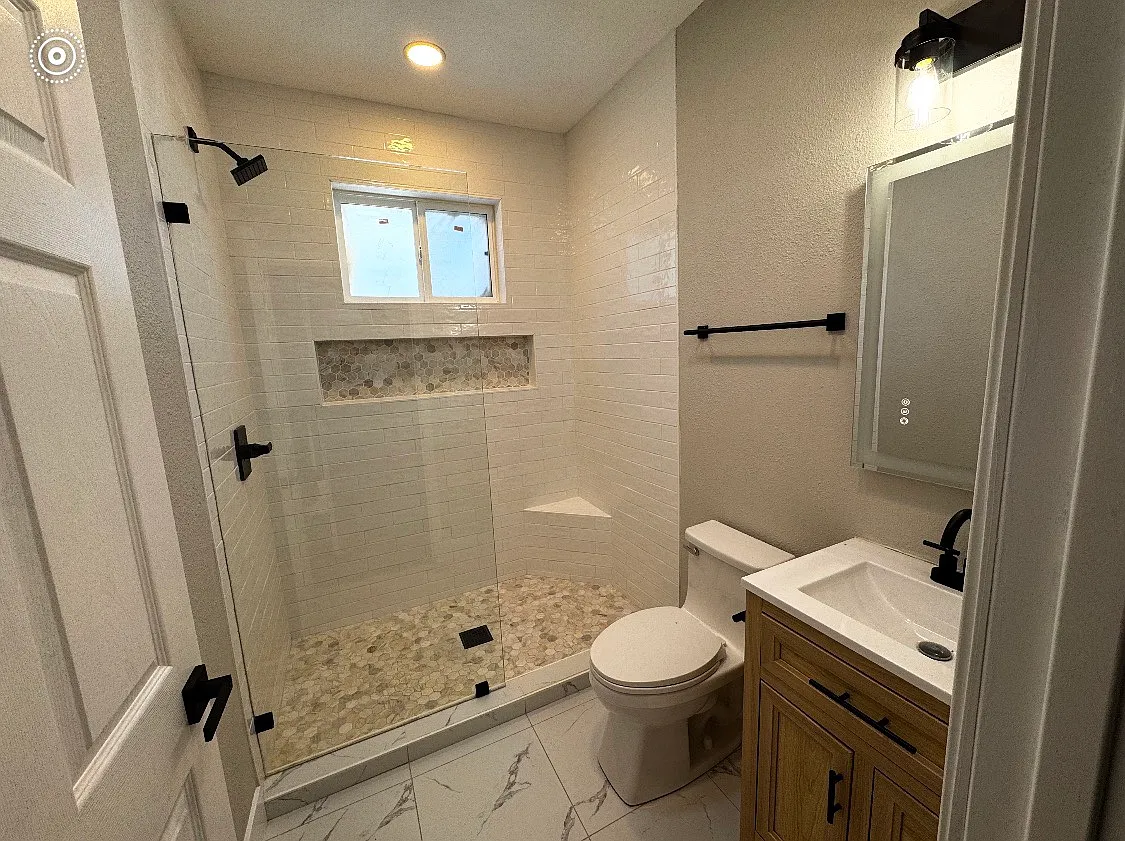 2 bed, 918 sqft, $2,800 — Photo 3