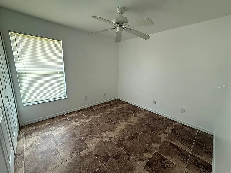 2723 Yacolt Ave — Photo 11