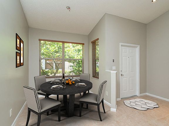 3rd image of 256 W Coral Trace Circle