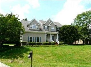 96 Moonefield Dr, Smithfield, VA 23430