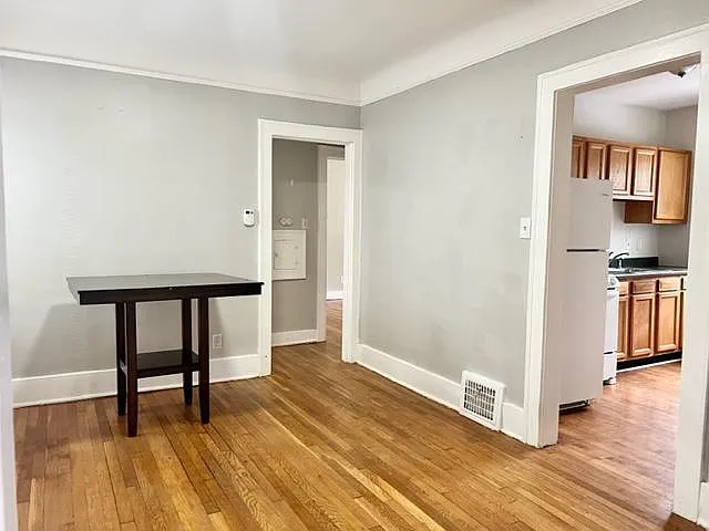 230 W Chesterfield St #1 — Photo 5