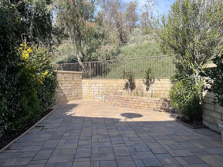 23137 Cheyenne Dr — Photo 10