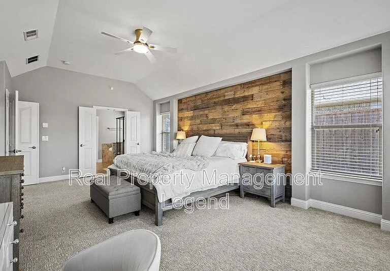1451 Cedar Hollow Dr — Photo 25