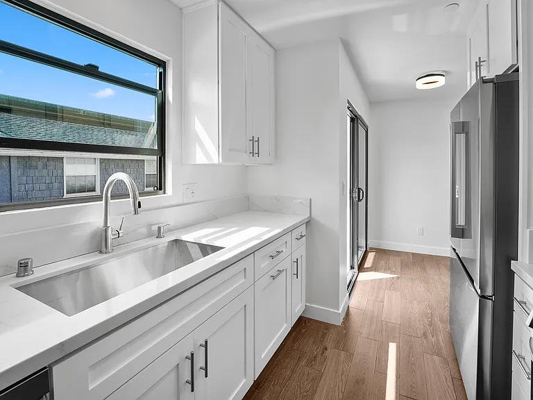 243 Avenida Montalvo #6 — Photo 4