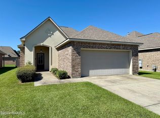 108 Valcour Pl, Youngsville, LA 70592