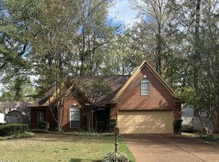 5830 Southridge Dr, Olive Branch, MS 38654