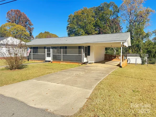 604 S Lorraine St, Dallas, NC 28034