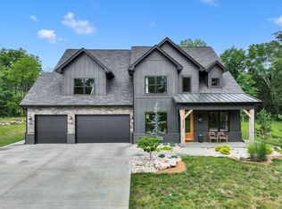 4438 Webb Rd, Murfreesboro, TN 37128