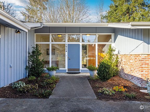 3rd image of 7904 56th Drive NE