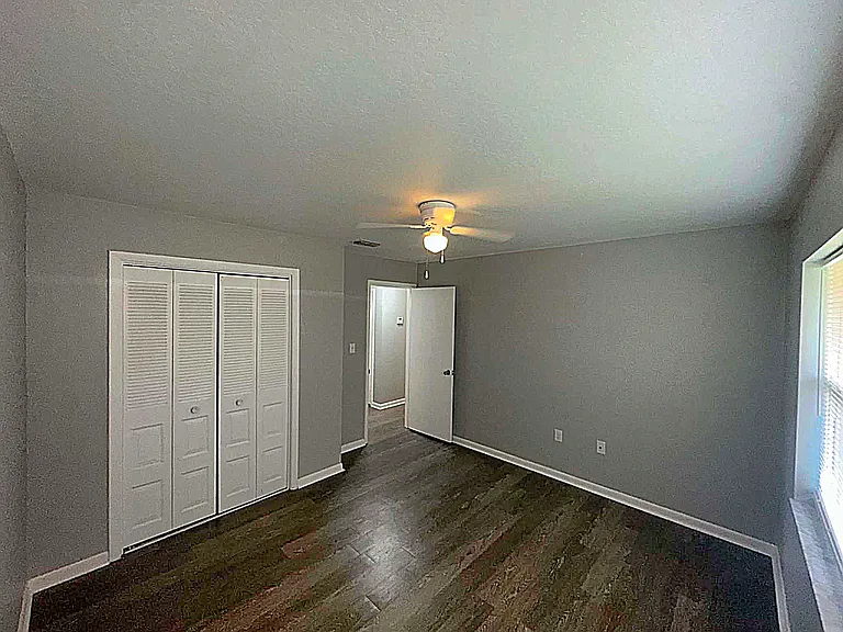 109 Stadium Rd #9 — Photo 20
