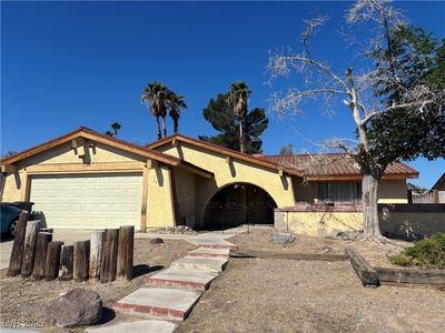 710 Greenway Rd, Henderson, NV, 89002