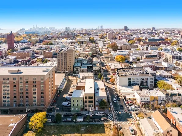 135 44th Street image 34 of 39