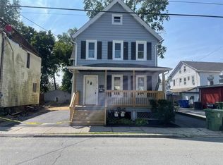 42 Prince St, Middletown, NY 10940