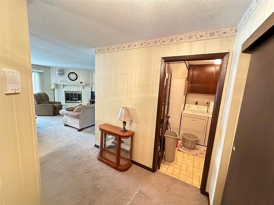4121 Lexington Dr NE APT A, Cedar Rapids, IA 52402 Zillow