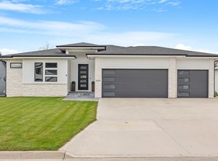 8100 NW 27th Ct, Ankeny, IA 50023