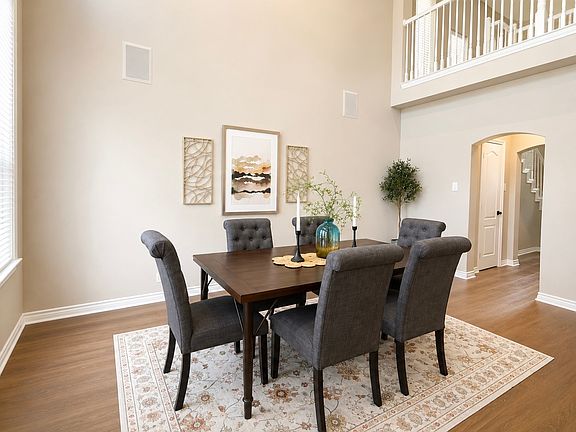5th image of 4692 Parnell Ln