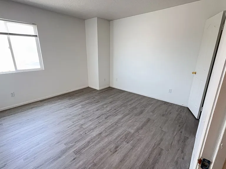 209 E. Grace St — Photo 27