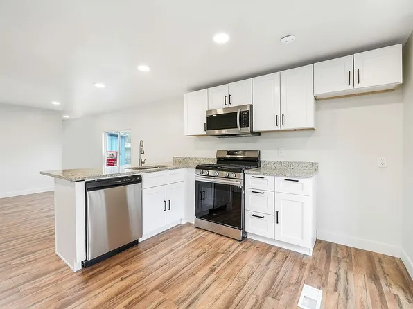 4641 S Grandeur Peak Cir, Salt Lake City, UT 84123