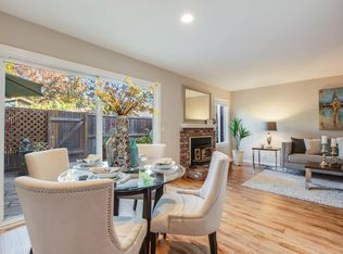10116 Lamplighter Sq, Cupertino, CA