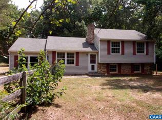 221 Deer Tail Ln, Louisa, VA 23093