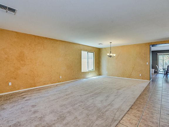 2nd image of 114 N Saguaro St