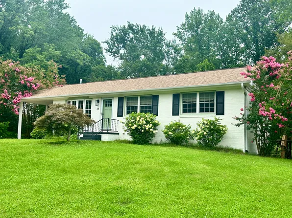68 Pleasant Ridge Dr, Asheville, NC 28805
