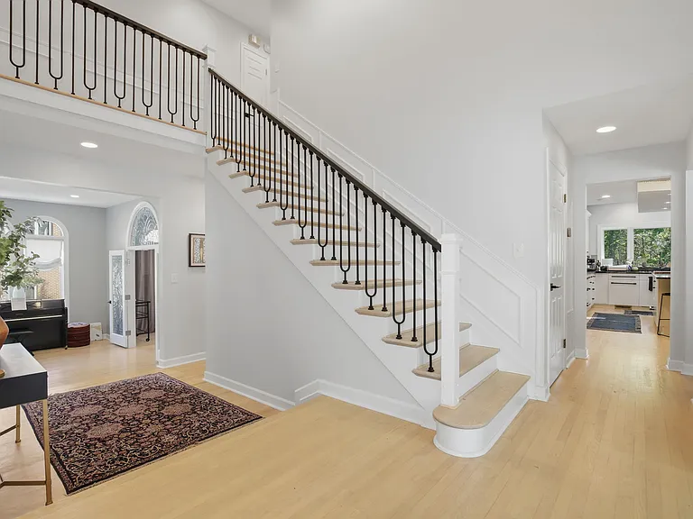 7005 Endicott Ct — Photo 19