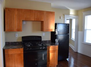 233 Bronx Ave #3, Bridgeport, CT 06606