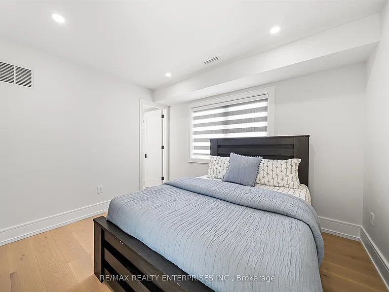 1362 Kenmuir Ave — Photo 22