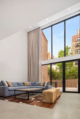 Rented by Sotheby's International Realty | media 21