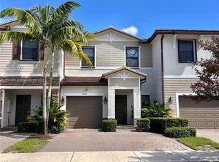 4654 Santa Cruz Way, Davie, FL 33314