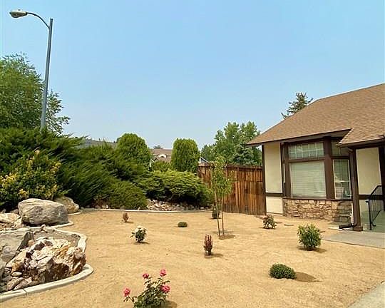 3rd image of 1418 Golddust Dr