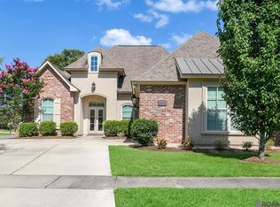 3068 Meadow Grove Ave, Zachary, LA 70791