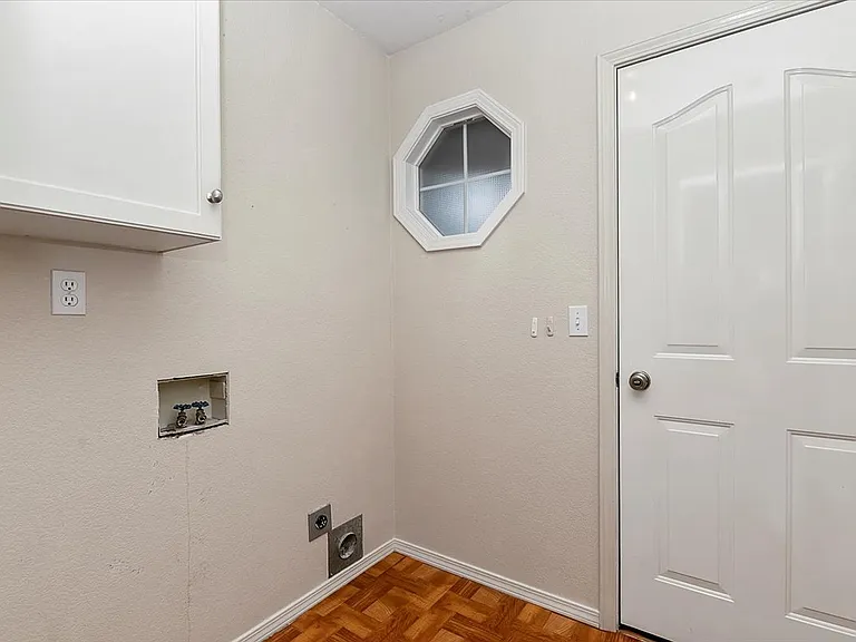 4245 S Danridge Ave — Photo 19
