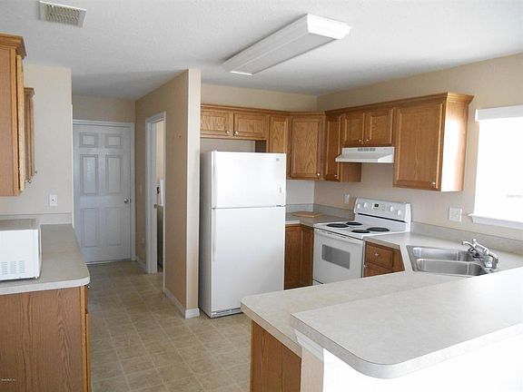 2nd image of 17867 SE 115th Cir