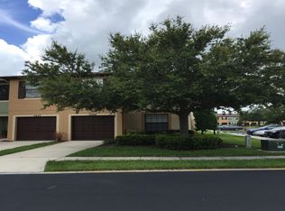 2444 Hibiscus Bay Ln, Brandon, FL 33511