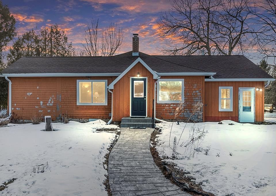2326 Canal Rd, Sturgeon Bay, WI 54235 Zillow