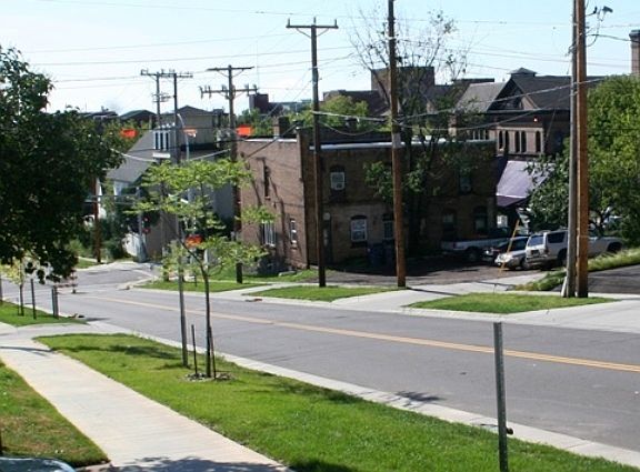 5th image of 326 N 10th Ave E