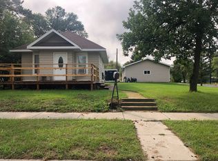 825 7th Ave NE, Devils Lake, ND 58301