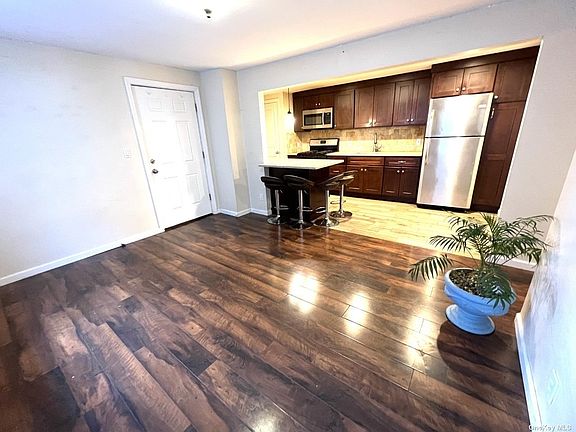 2nd image of 94 Main St Floor 2
