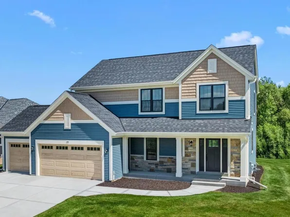 360 Sweetwater BOULEVARD #Lt3, Port Washington, WI 53074