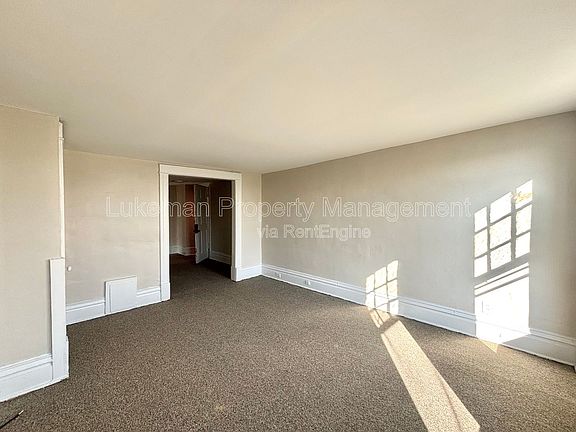 3rd image of 418-420 Pearl St #6