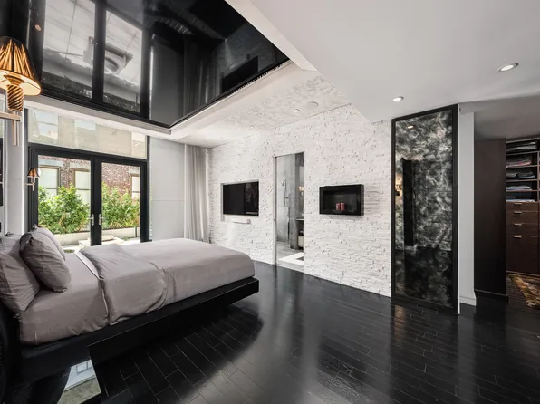 15 Union Square West image 10 of 21