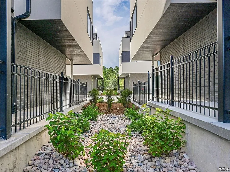 10187 W 38th Ave — Photo 24