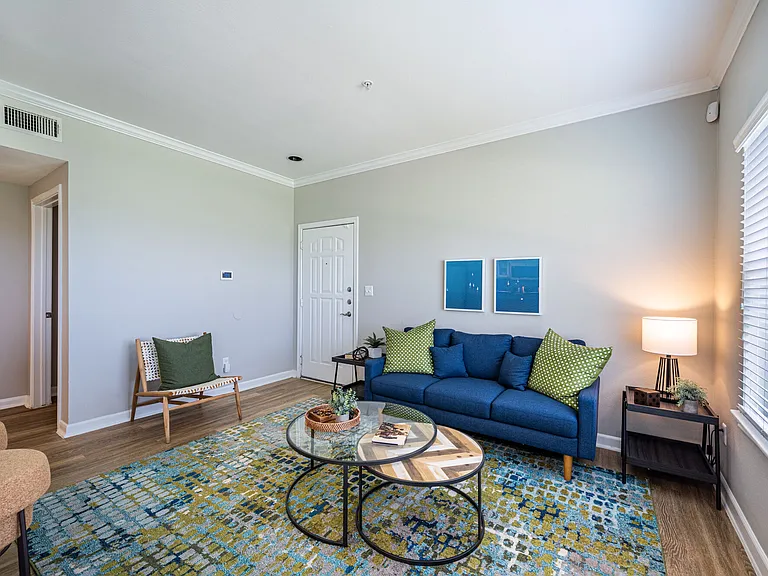 Baypoint Apartments — Photo 86