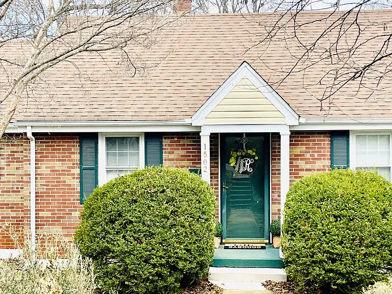 1502 Fort Manor Dr — Photo 1