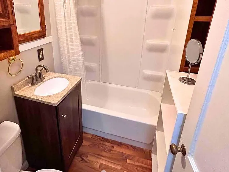 2404 SW Plass Ave — Photo 6