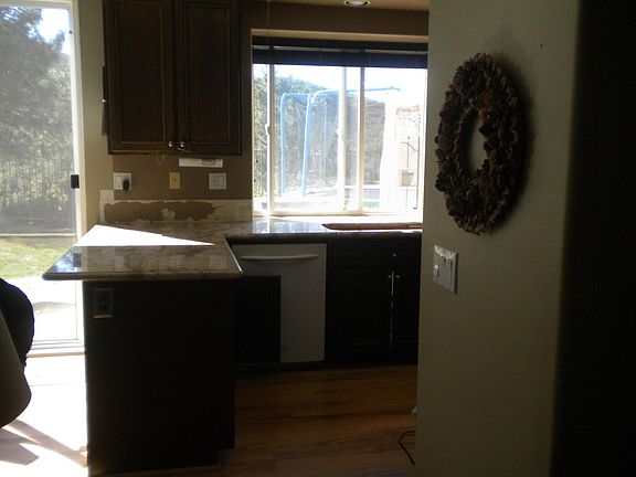 2nd image of 956 Mendocino Dr
