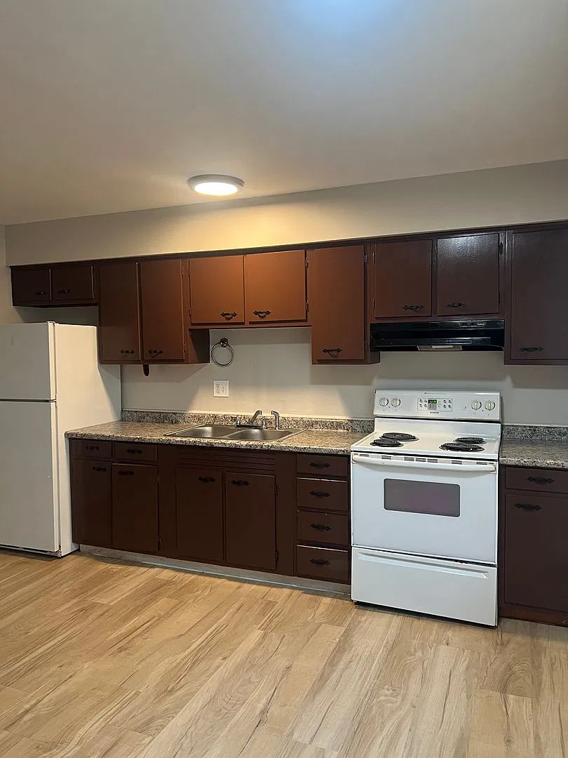 6111 Laurel Hall Dr — Photo 4